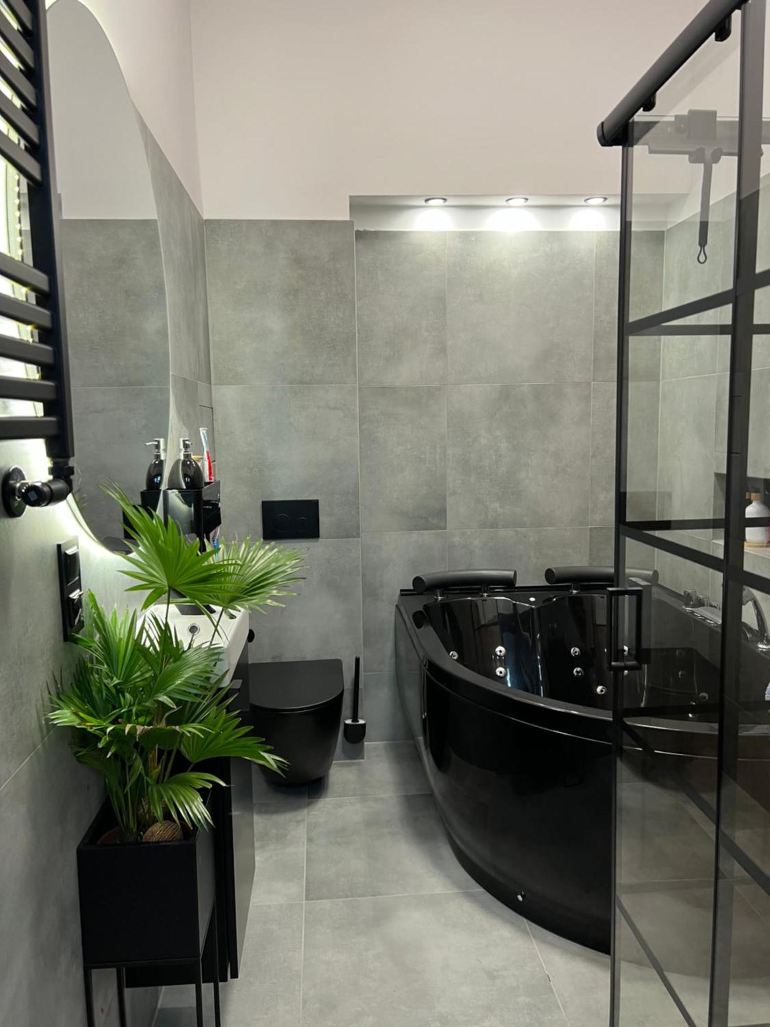 Loft W Centrum Z Jacuzzi Breslavia