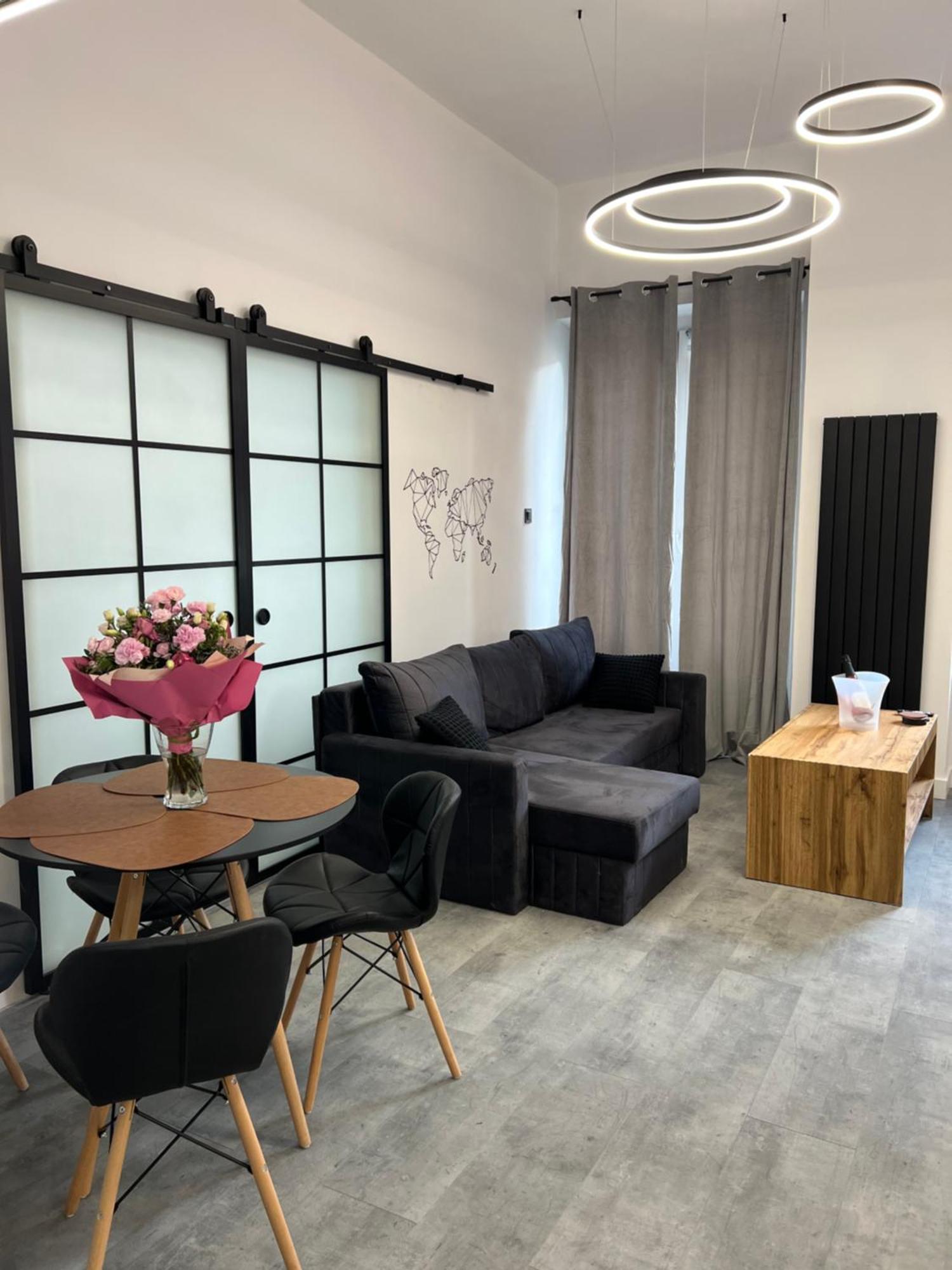 Loft W Centrum Z Jacuzzi Appartamento