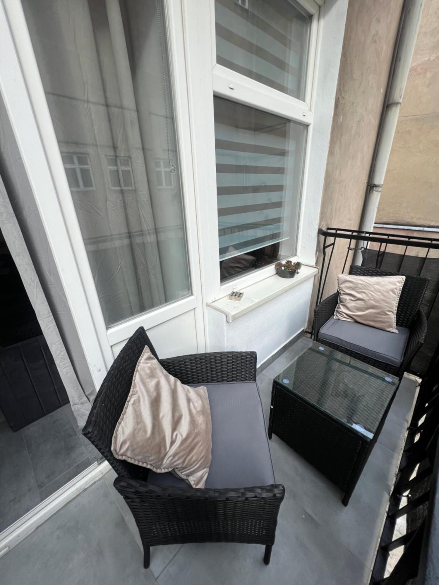 Loft W Centrum Z Jacuzzi Breslavia